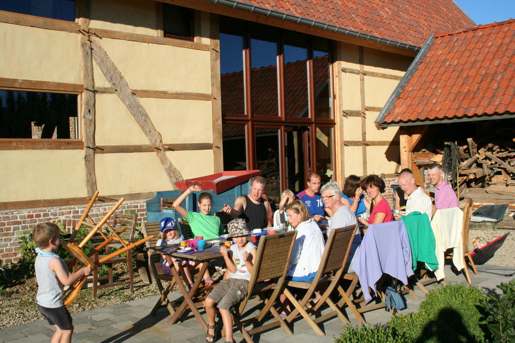 B&B 'T Maanhof Gingelom Dış mekan fotoğraf