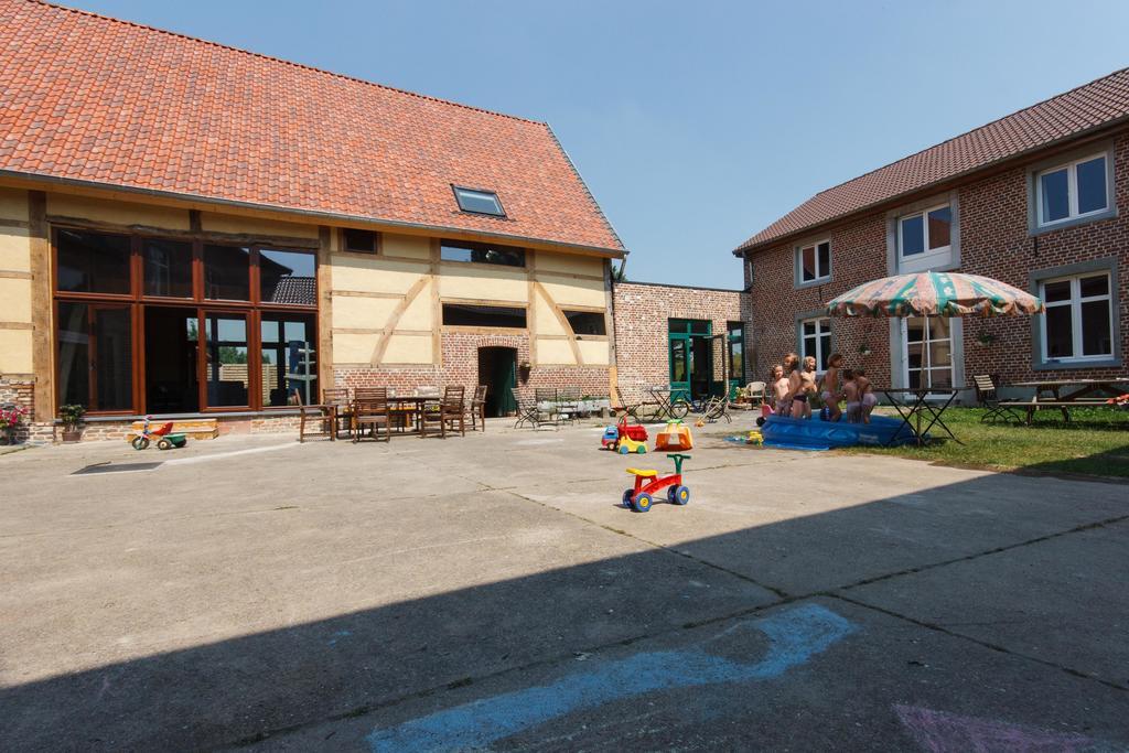 B&B 'T Maanhof Gingelom Dış mekan fotoğraf