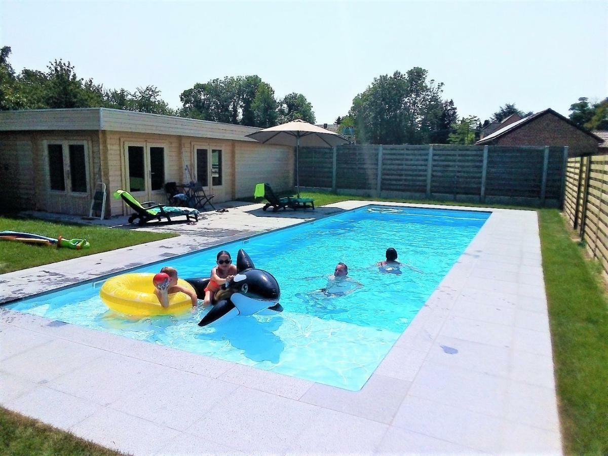 B&B 'T Maanhof Gingelom Dış mekan fotoğraf